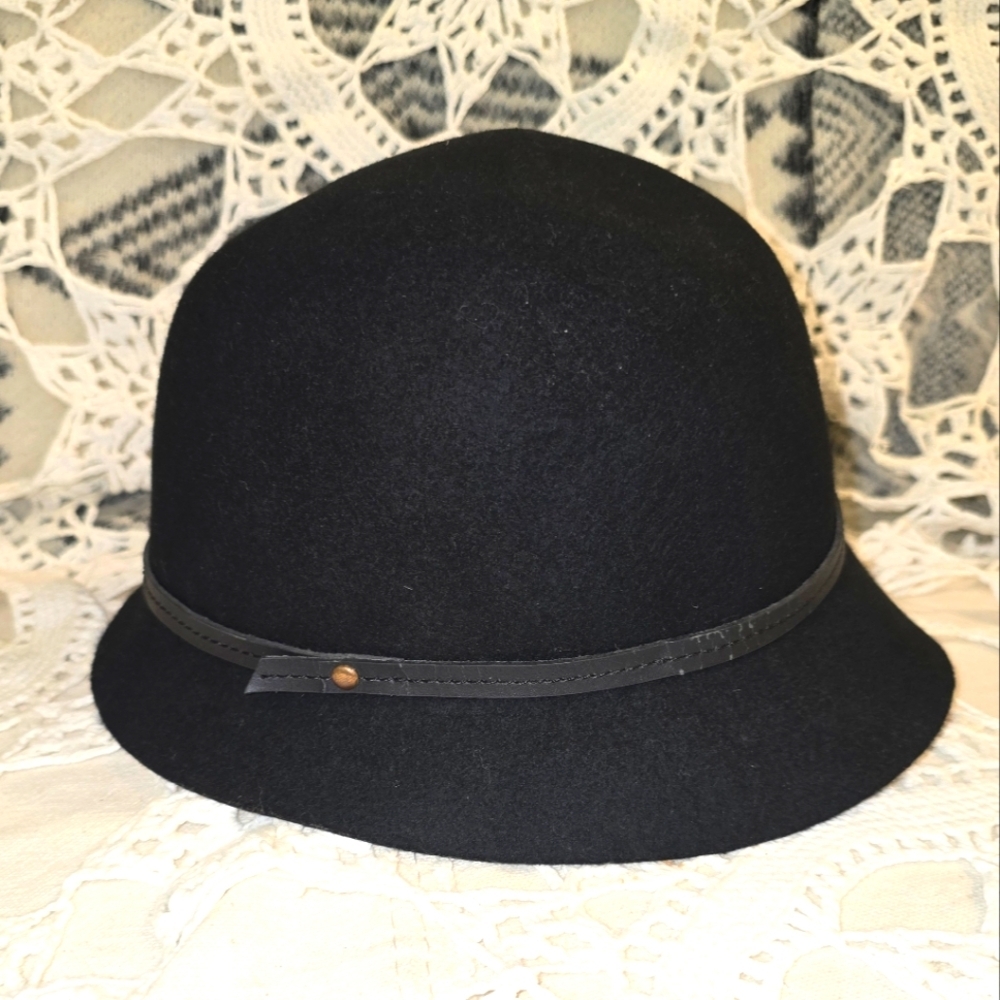 Ann Taylor Cloche 100% Wool Hat, Womens, Black Fedora Hat